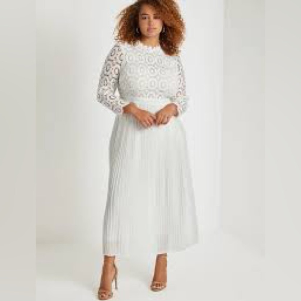 New eloquii size 14 white lace pleated formal dress